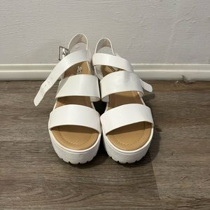 Soda white open toed block heel sandals size 6